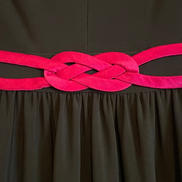 NWT Nine West Black & Pink Midi Dress. Size 6. - Picture 4 of 12